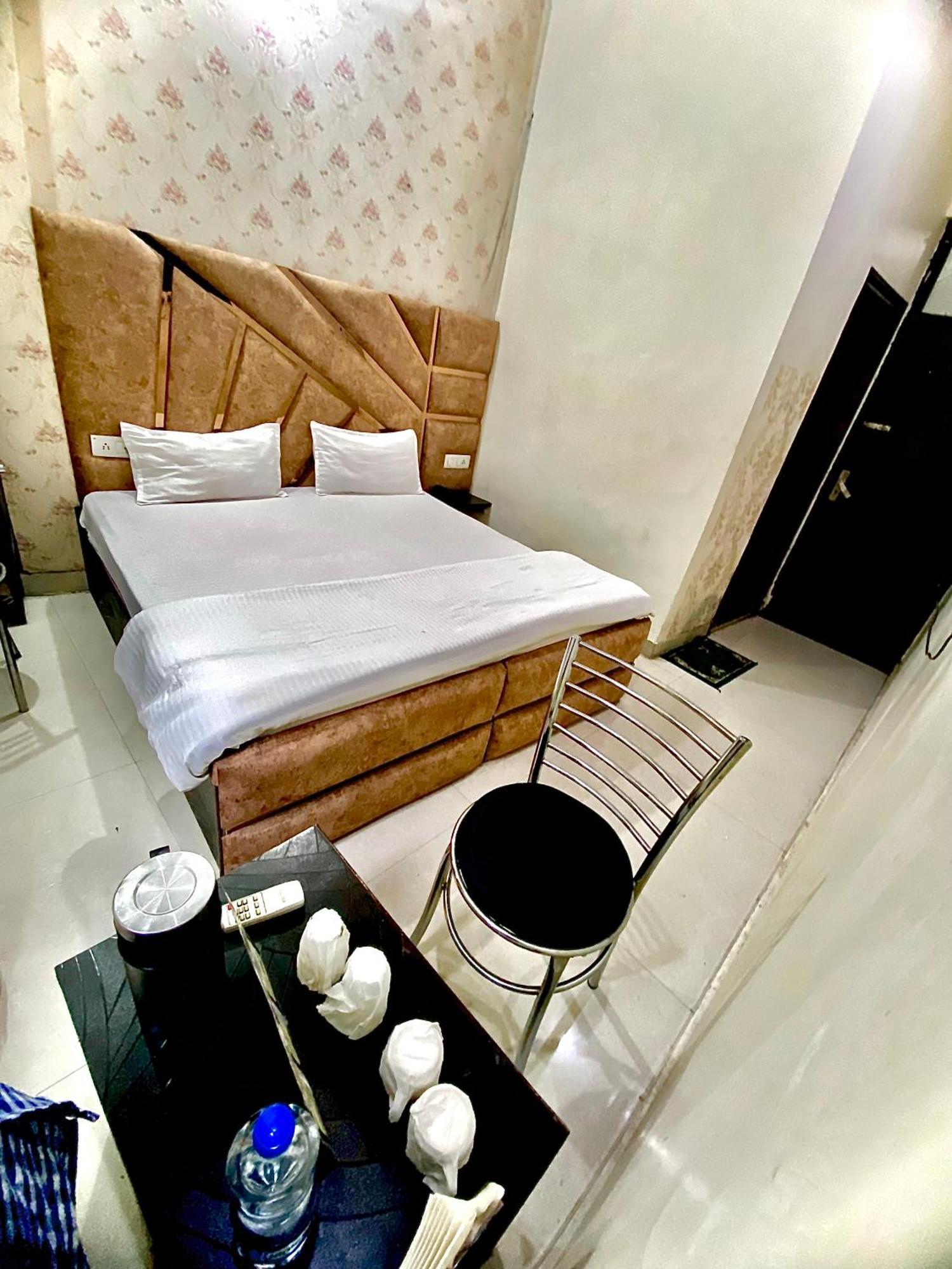 Swaran Hotel อัมริตสา ภายนอก รูปภาพ