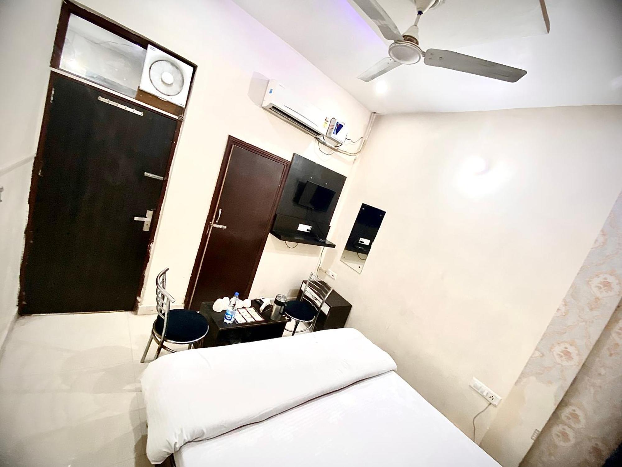 Swaran Hotel อัมริตสา ภายนอก รูปภาพ